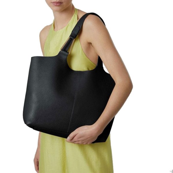 Borsa a Spalla COCCINELLE Linea Brume in Pelle Nera Online