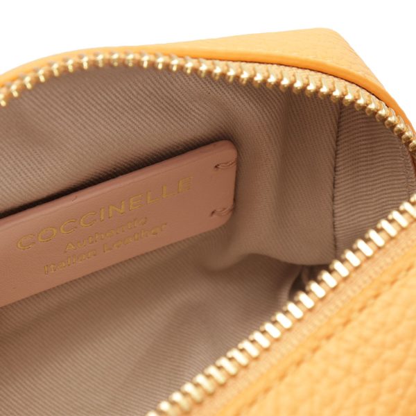 Beauty Case Piccolo COCCINELLE in Pelle Apricot Chiuso con Zip Supply